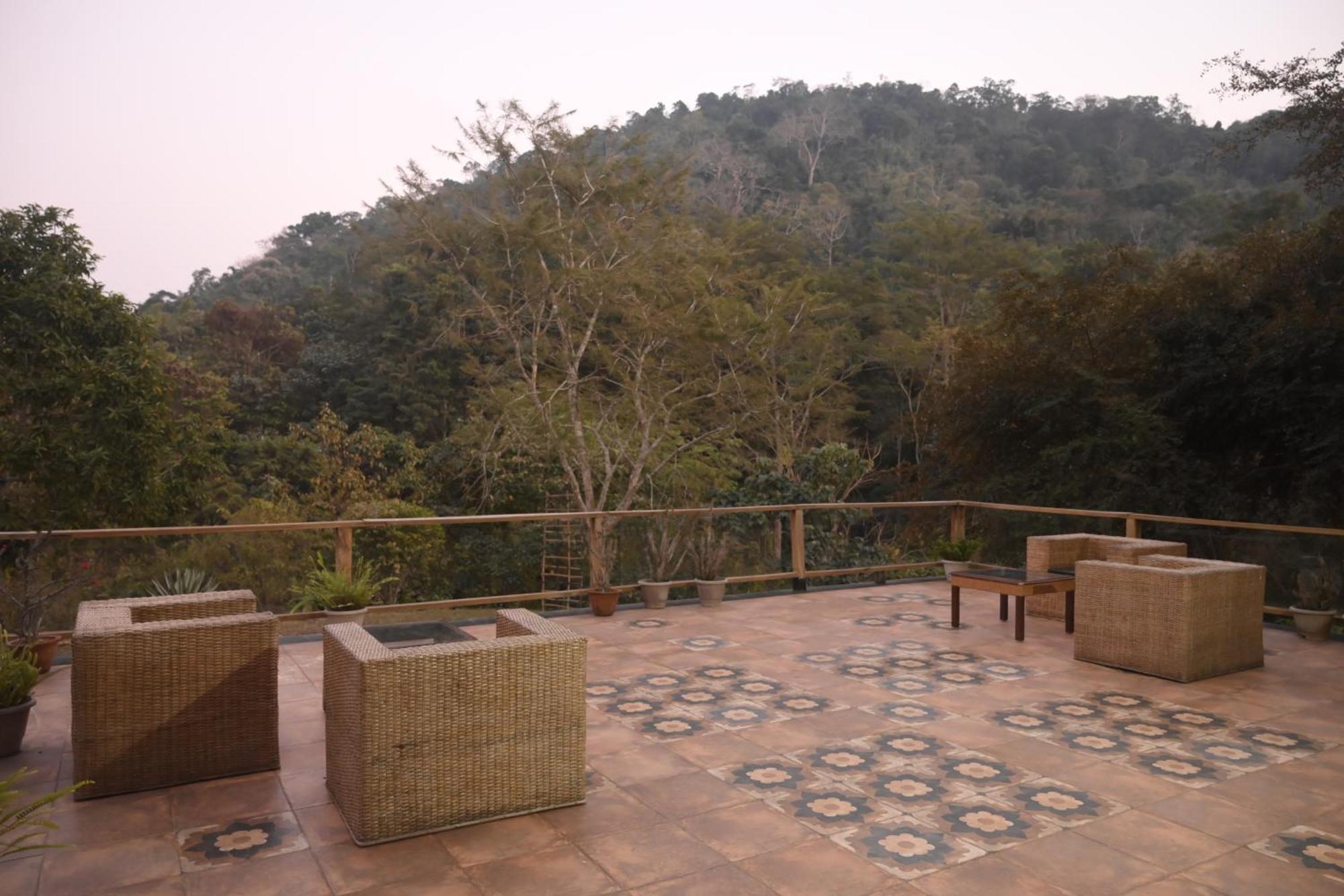 Landmark Woods Hotel Kaziranga Luaran gambar