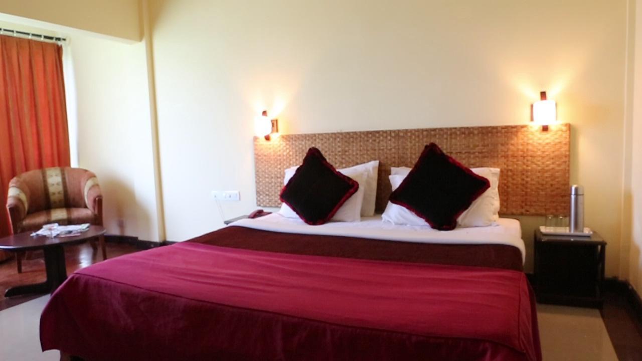 Landmark Woods Hotel Kaziranga Luaran gambar